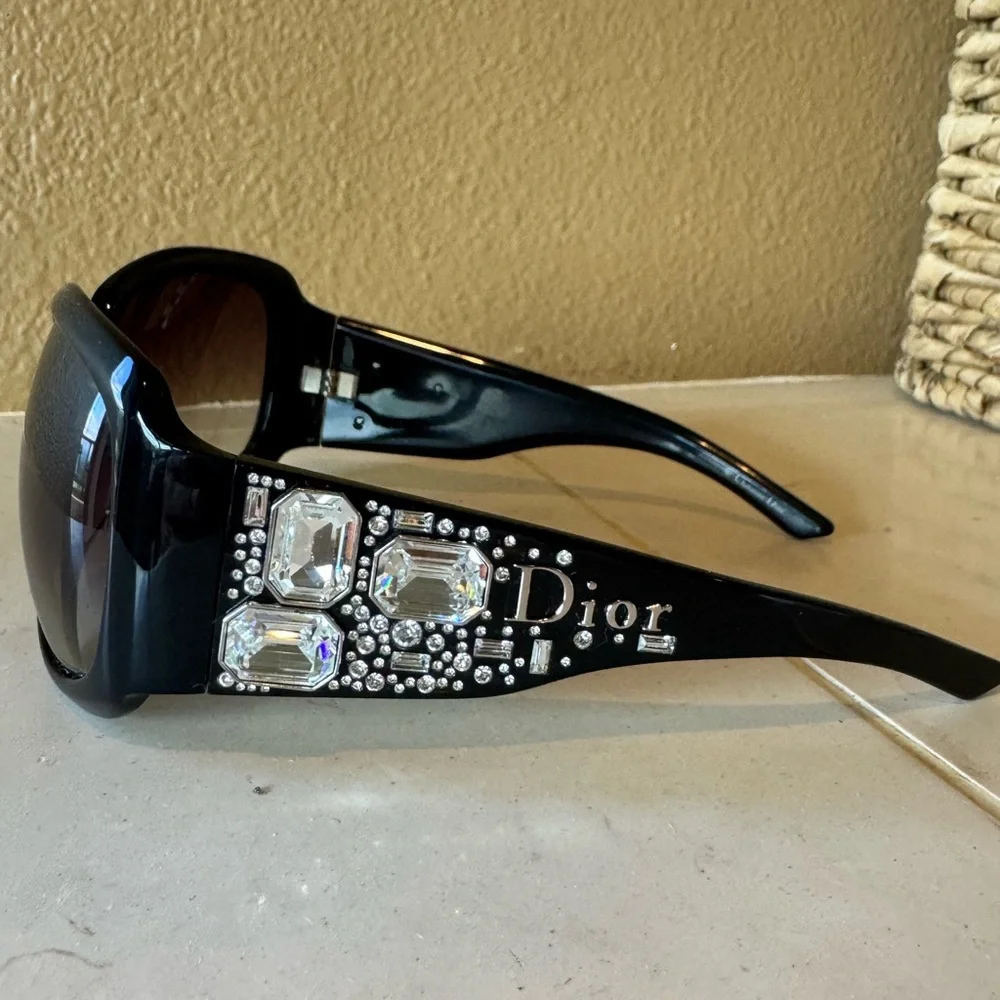 Vintage Authentic CHRISTIAN DIOR “On The Rocks” Sunglasses 807MH - Picture 3 of 9